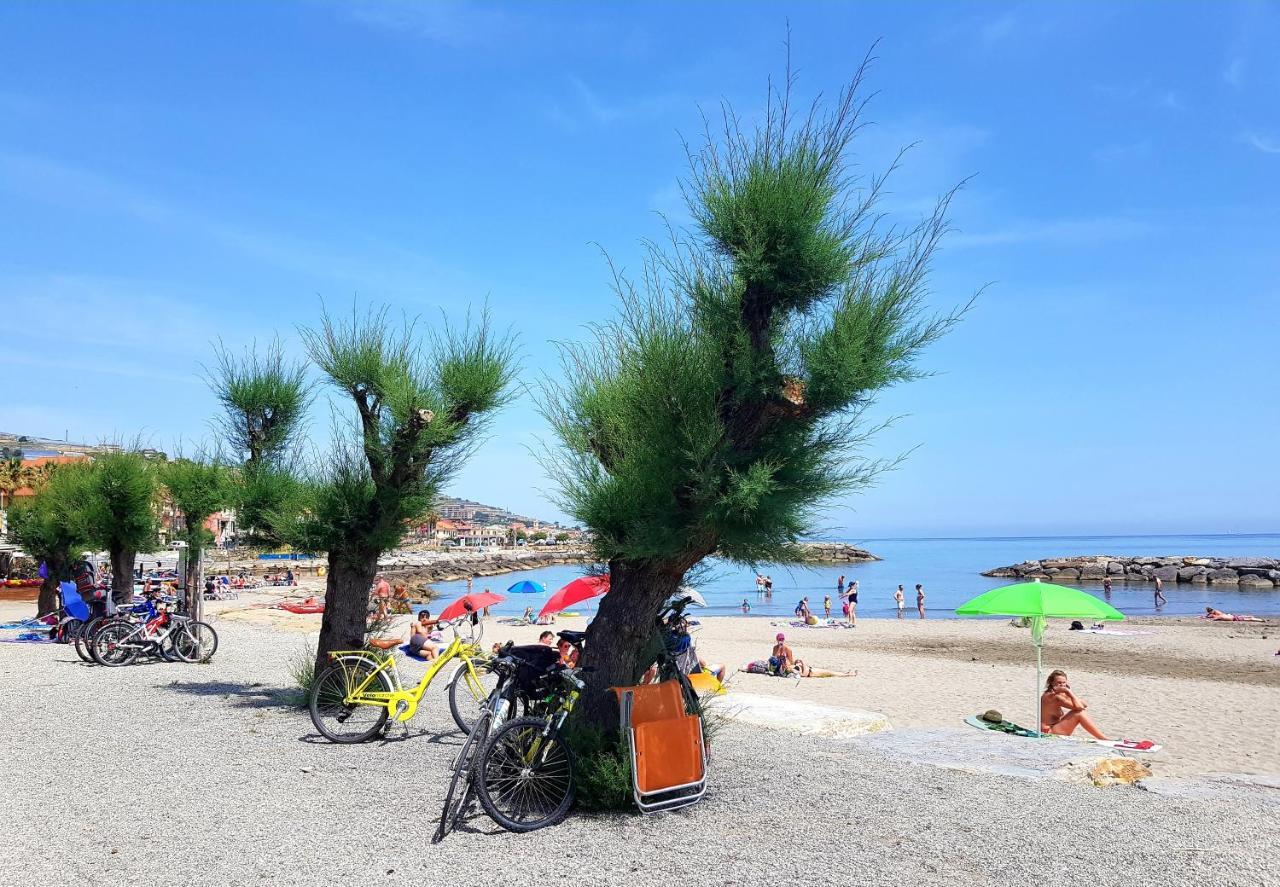 Apartmán Il Timone Riva Ligure Exteriér fotografie