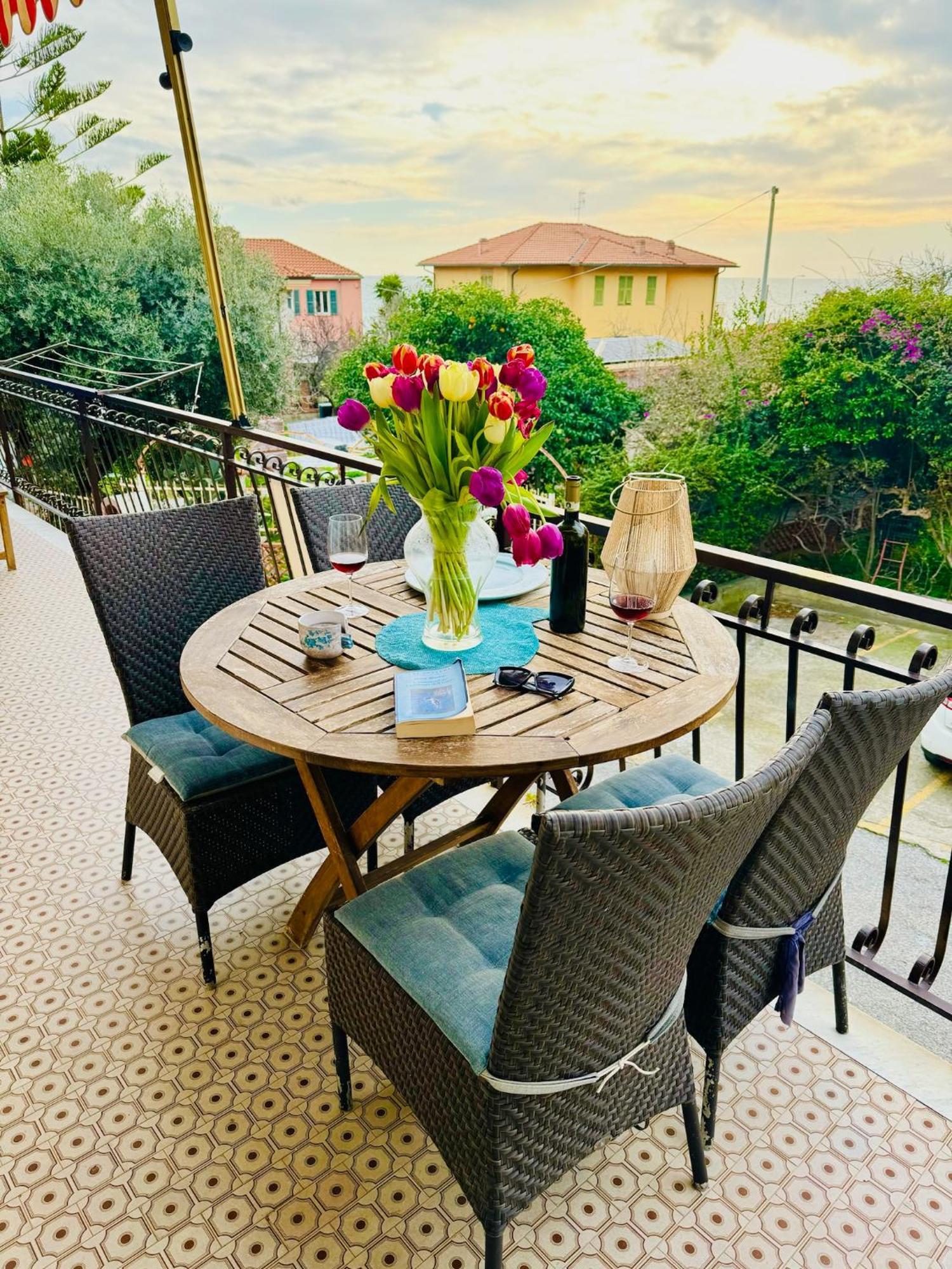 Apartmán Il Timone Riva Ligure Exteriér fotografie